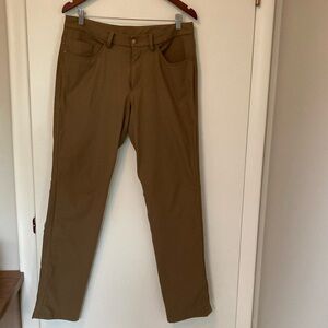 Men's Tan Pants